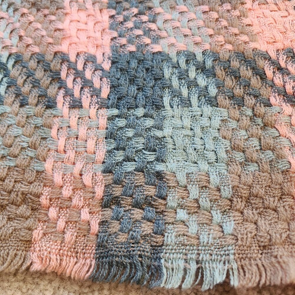 NWT Love of Fashion Scarf - Picture 5 of 5